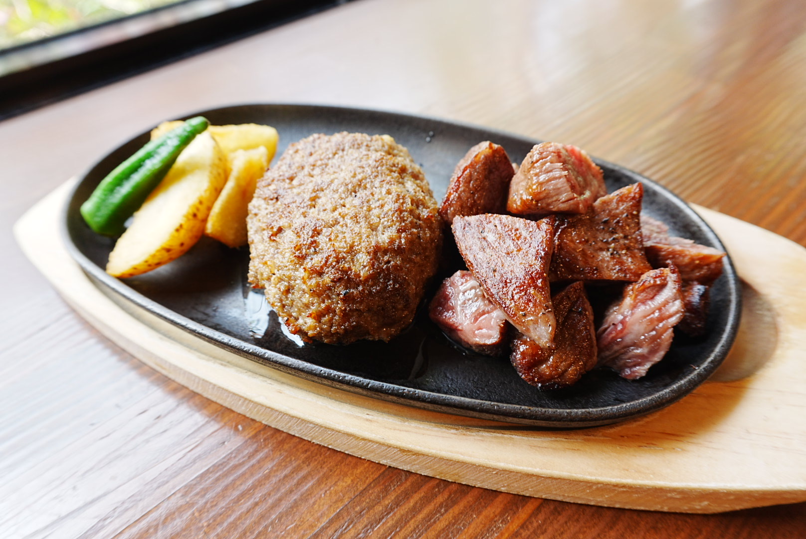 常陸牛コンビプレート¥3300